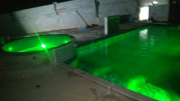 Leds Coloridos para Piscina em Água Azul