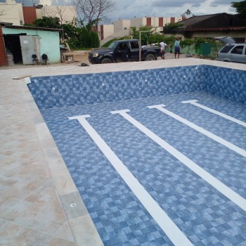 Vinil para Piscina Sob Medida no Conjunto Inocoop